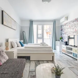 https://blue-sky-apartment.inbudapesthotels.com